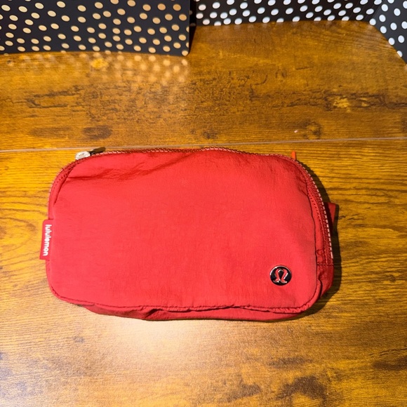 lululemon athletica Handbags - Lululemon Everywhere Belt Bag *1L in Magma